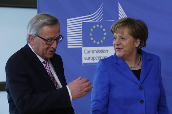 Juncker: Merkel? “La storia le darà ragione”