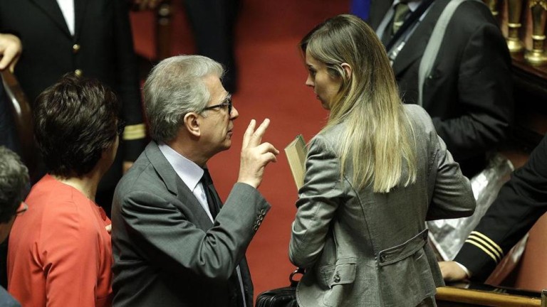 Unioni civili. La maggioranza raggiunge l’intesa Unioni civili. La maggioranza raggiunge l’intesa